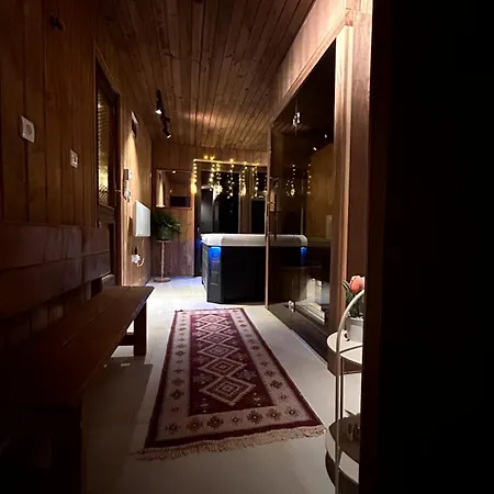 別荘 Wellness House Svjetlost *