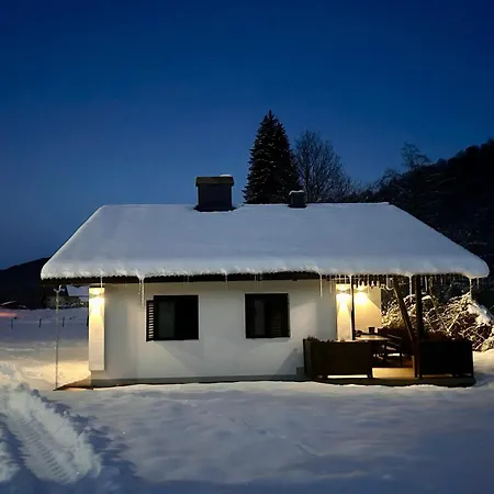 Feriehus Wellness House Svjetlost *